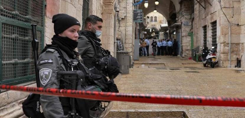 قتيل وثلاثة جرحى في هجوم مسلح بالبلدة القديمة في القدس