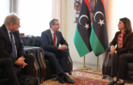 ليبيا وأمريكا تبحثان إعادة فتح السفارة الأمريكية بطرابلس