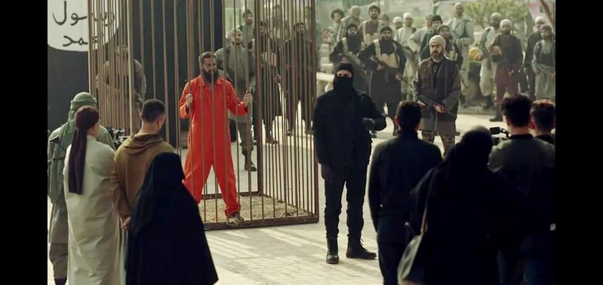مشهد حرق محمد فراج في مسلسل «العائدون» يتصدر «الترند»