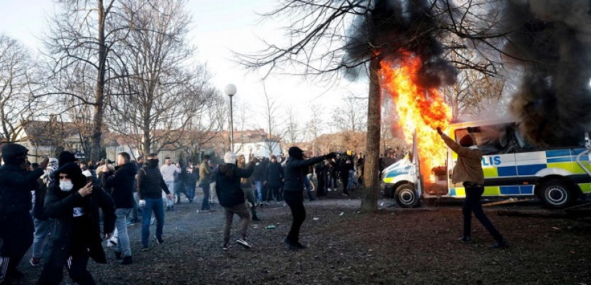 السويد.. إصابة متظاهرين بالرصاص في احتجاج ضد حركة يمينية متطرفة