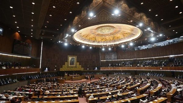 برلمان باكستان ينتخب شهباز شريف رئيسا للوزراء