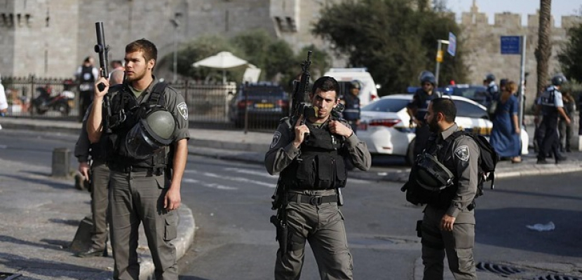 إسرائيل تشن عملية أمنية للبحق عن فلسطينيين يشتبه في ضلوعهم في هجوم إلعاد