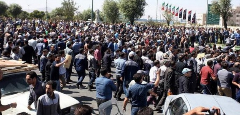 مظاهرات في عدة مدن إيرانية احتجاجا على سوء الأوضاع المعيشية بسبب العقوبات الدولية