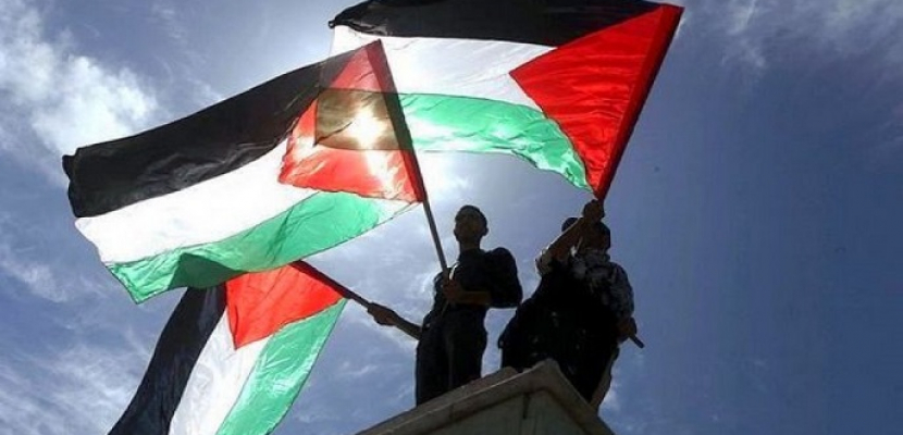 “العفو الدولية”: منع رفع العلم الفلسطيني مُحاولة إسرائيلية لطمس هوية شعب