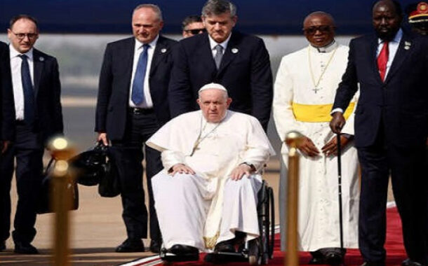 بابا الفاتيكان يصل إلى جنوب السودان