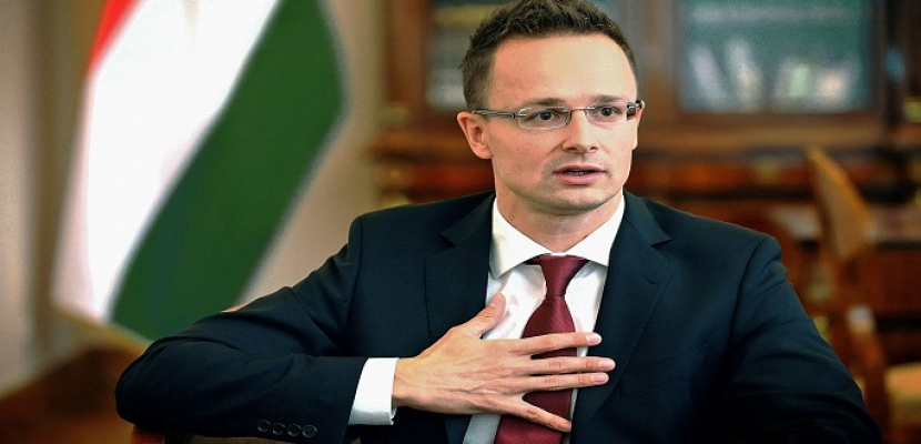 وزير خارجية المجر: عقوبات أوروبا ضد روسيا فشلت في وقف الصراع بأوكرانيا