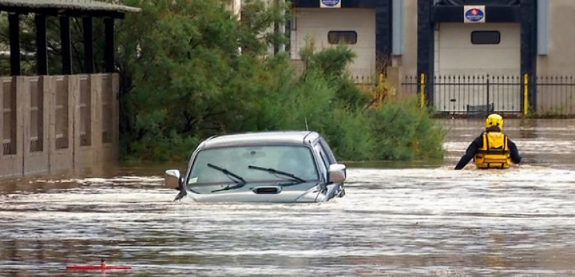 إجلاء 900 شخص جراء أمطار غزيرة وفيضانات في إيطاليا