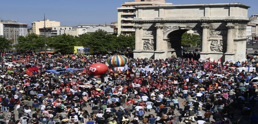 مسيرات غاضبة احتفالاً بعيد العمال حول العالم