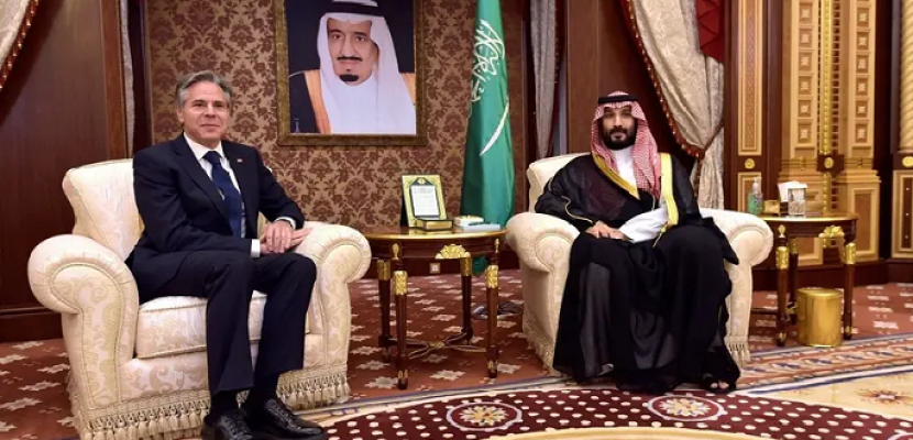 ولي العهد السعودي يبحث مع بلينكن تعزيز التعاون والتطورات الإقليمية والدولية
