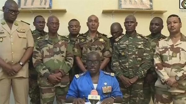 انقلابيو النيجر يحذرون من أي تدخل عسكري أجنبي