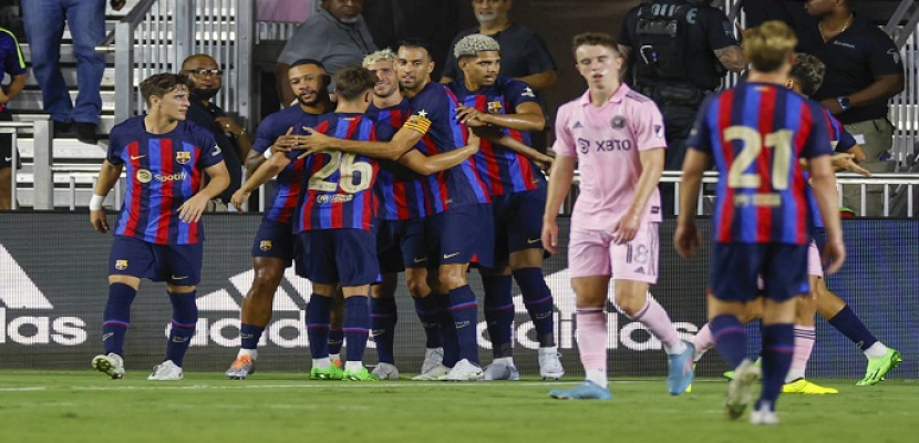 برشلونة يواجه توتنهام الليلة في نهائي كأس خوان جامبر