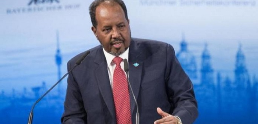 رئيس الصومال يبحث مع وزير الدفاع الأمريكي قضايا مكافحة الإرهاب