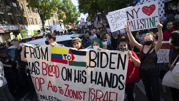 احتجاجات في نيويرك تُطالب بـ”تحرير فلسطين” وتدعو لوقف العدوان على غزة