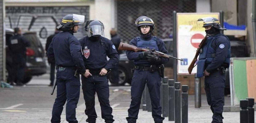الشرطة الفرنسية تطلق النار على سيدة أطلقت “تهديدات” داخل محطة قطار في باريس