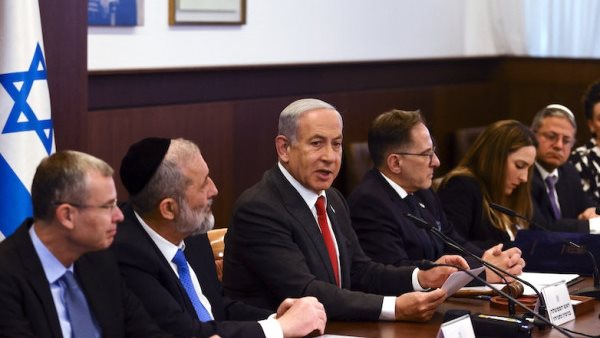 “في ظل الحرب”.. قادة الائتلاف بإسرائيل يوافقون على تشكيل حكومة طوارئ