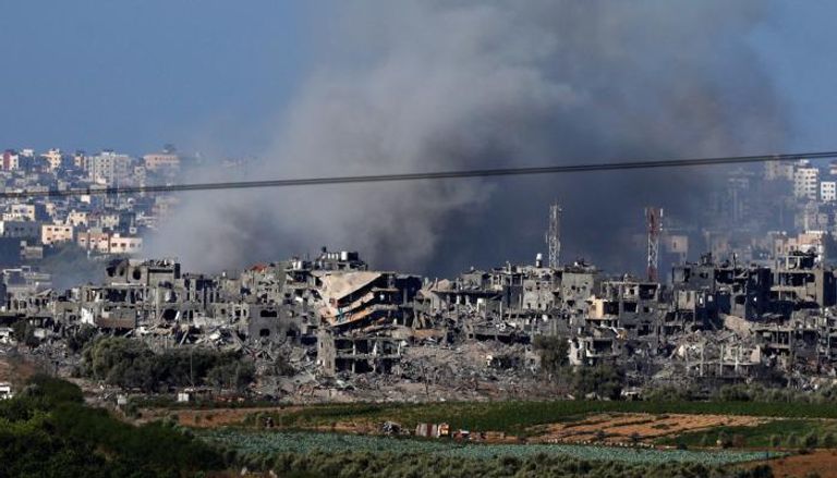 غارات عنيفة على مناطق متفرقة من قطاع غزة..وارتفاع عدد الشهداء إلى أكثر من 8300