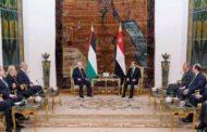 السيسي وعباس يبحثان جهود وقف إطلاق النار في غزة ويؤكدان رفض أي محاولات لتصفية القضية الفلسطينية