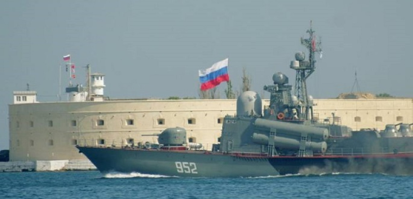 الجيش الأوكراني يعلن تدمير سفينة إنزال روسية قبالة شبه جزيرة القرم