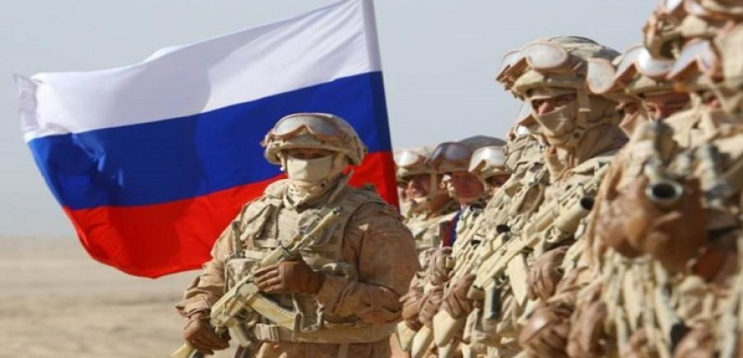 القوات الروسية تحول مركبة نقل أوكرانية إلى “مصفاة”