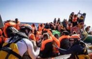 إيطاليا: إنقاذ 60 مهاجرًا في منطقة وسط البحر المتوسط