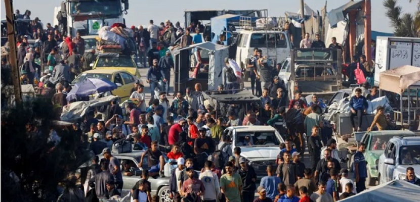 لليوم الثانى على التوالى .. آلاف النازحين الفلسطينيين يواصلون رحلة العودة إلى ديارهم