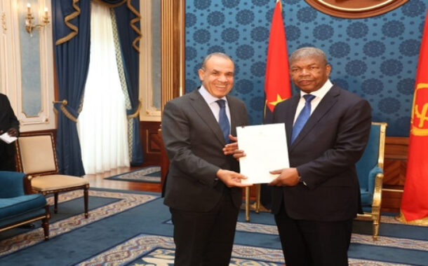 وزير الخارجية يسلم رسالة خطية من الرئيس السيسى للرئيس الأنجولى