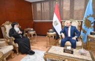 الأنبا بولا يهنئ محافظ الغربية