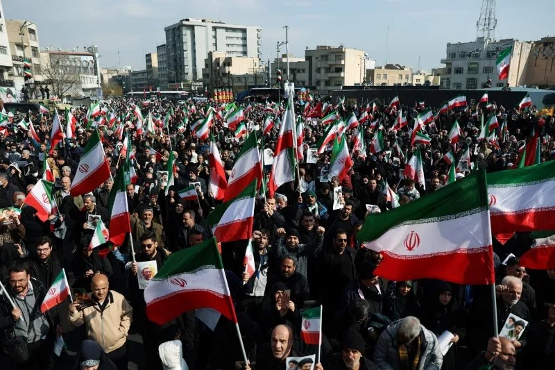 تآكل قاعدة الموالين يهدد الزعيم الإيراني القادم وبقاء الجمهورية الإسلامية