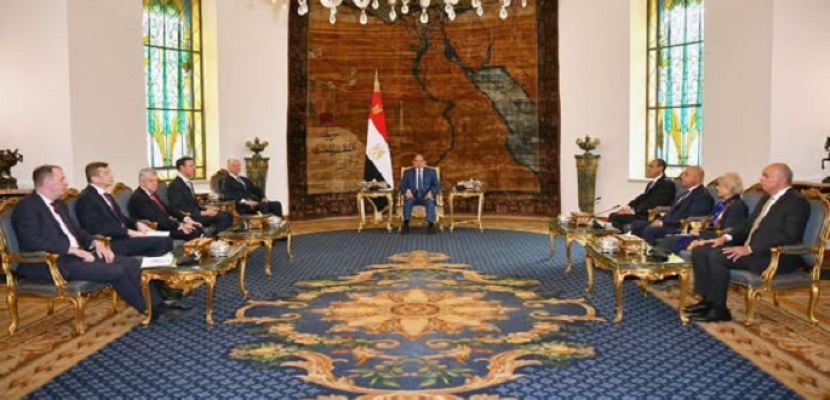 الرئيس السيسى يثمن الزخم المتنامى فى العلاقات مع روسيا على صعيد التبادل التجارى والمشروعات المشتركة