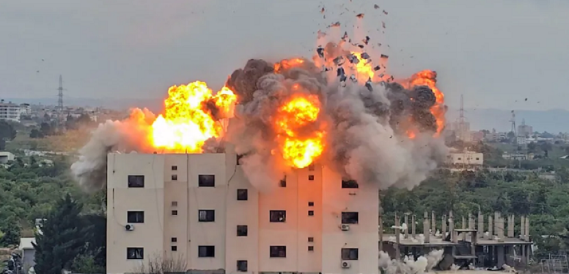 إسرائيل تنذر سكان 4 أحياء فى صور.. وتقصف الضاحية الجنوبية لبيروت