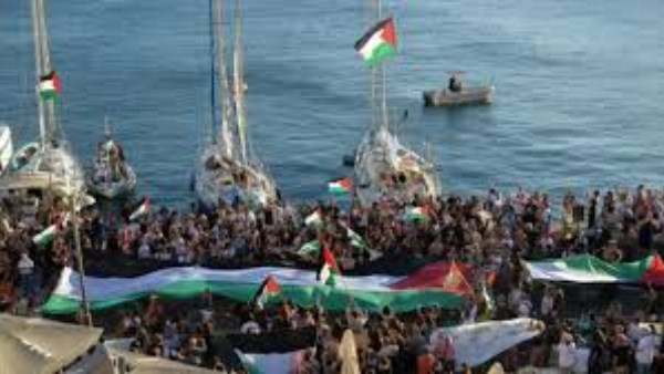 فرنسا تعلن ترحيل 37 من مواطنيها المحتجزين لدى إسرائيل