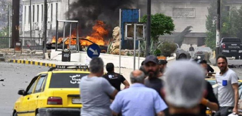 مقتل جندى سورى فى انفجار سيارة مفخخة فى دمشق