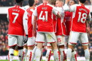 أرسنال يواجه بيرنلى وينتظر هدية بورنموث للتتويج بلقب الدورى الإنجليزى