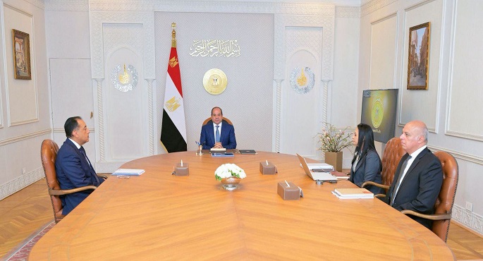 الرئيس السيسي يوجه بضرورة وجود برنامج مُوحد للحماية الاجتماعية