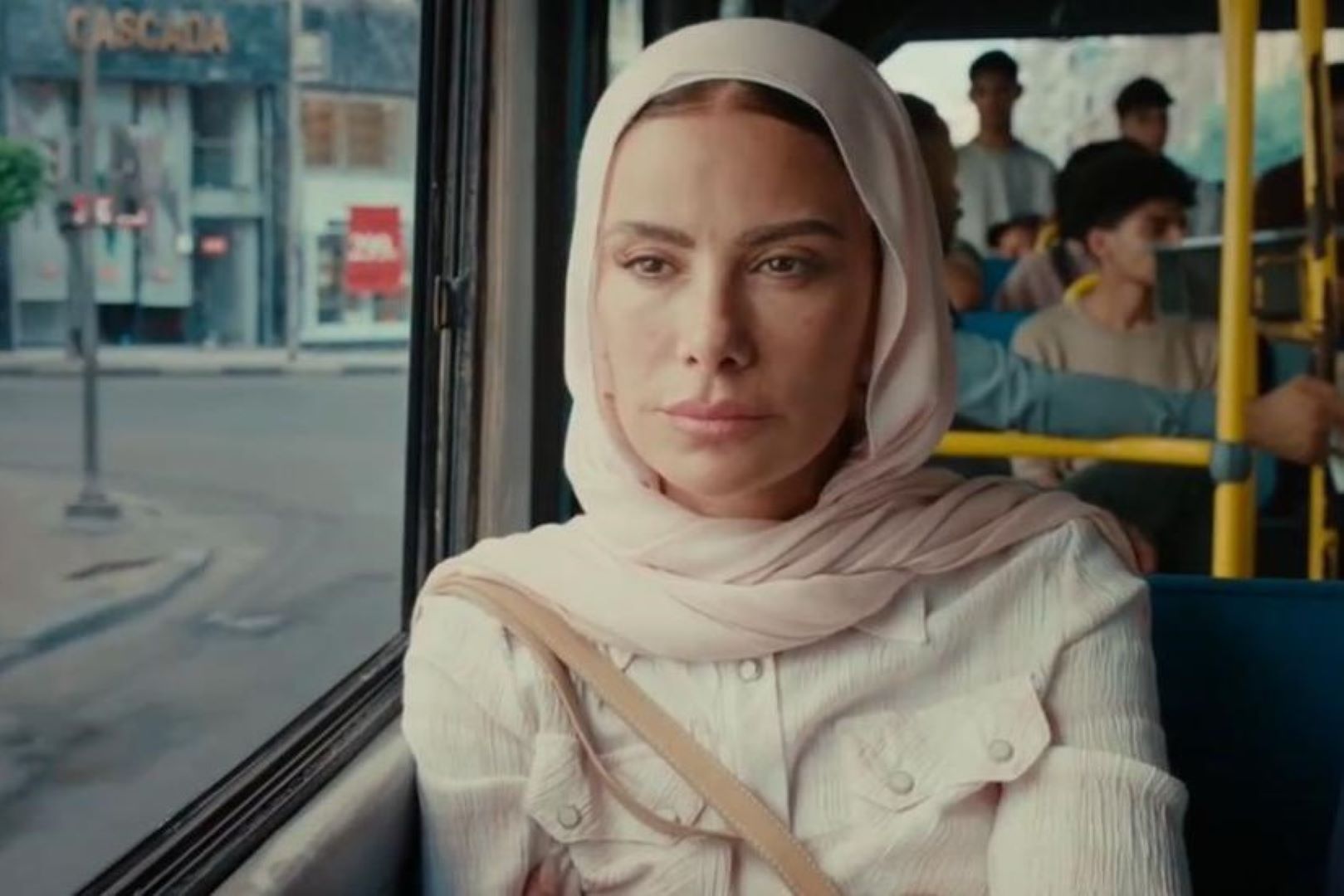 صبا مبارك تخطف الأنظار بمشهد مؤثّر في مسلسل “ورد على فل وياسمين” وتحصد إشادات الجمهور