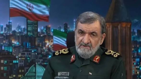 المستشار العسكرى للمرشد الإيرانى: مضيق هرمز «أكثر أهمية» من القنابل الذرية