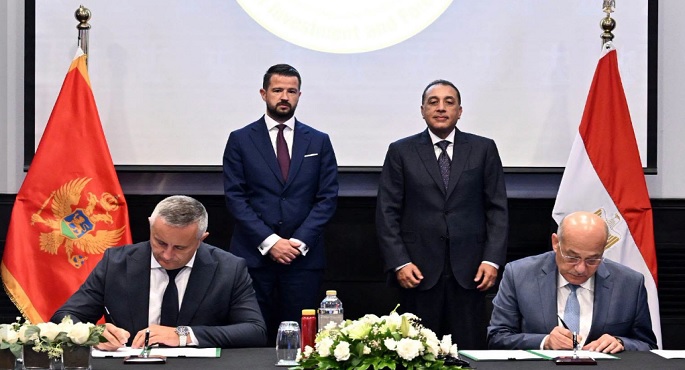 رئيس الجبل الأسود ورئيس الوزراء يشهدان توقيع مذكرة تفاهم لتعزيز التعاون فى قطاع النقل البحرى والموانئ