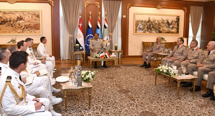 وزير الدفاع ورئيس الأركان يلتقيان رئيس هيئة الأركان العامة للجيوش الفرنسية