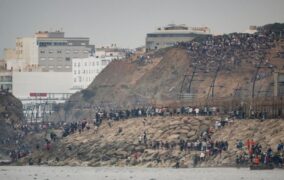 المغرب: كان ينبغي لإسبانيا توقع تداعيات حكم قضائي بشأن الهجرة