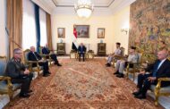 خلال استقباله وزير الدفاع اليونانى .. الرئيس السيسى يؤكد أهمية التعاون الثلاثى بين مصر واليونان وقبرص لمواجهة التحديات المشتركة