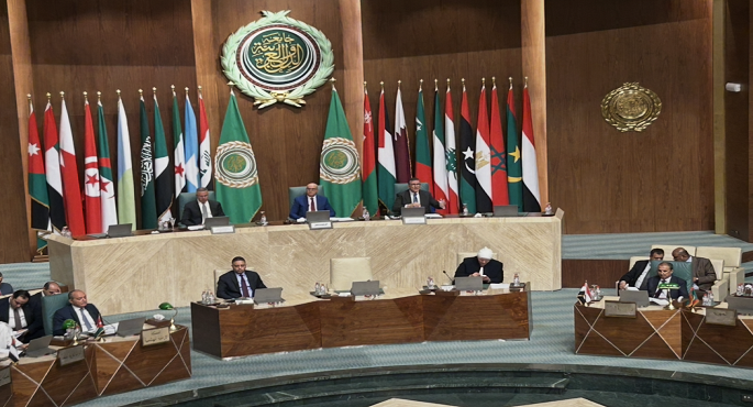 الجامعة العربية تدعو إلى تحرك عربى منسق يستند إلى القانون الدولى والشرعية الدولية بهدف توفير الحماية للشعب الفلسطينى