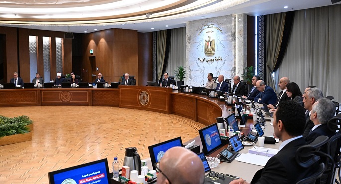 خلال ترؤسه اجتماع مجلس الوزراء .. مدبولى يثمن نتائج الجولة الآسيوية للرئيس السيسى.. ويؤكد أهمية منتدى مصر 2026